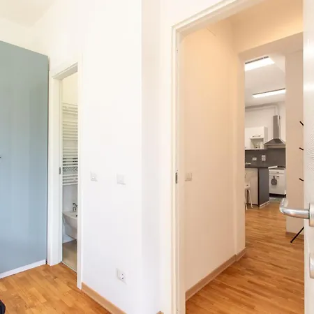 Galteri Housing 1 Terrazzo Privato Con Vista Daire